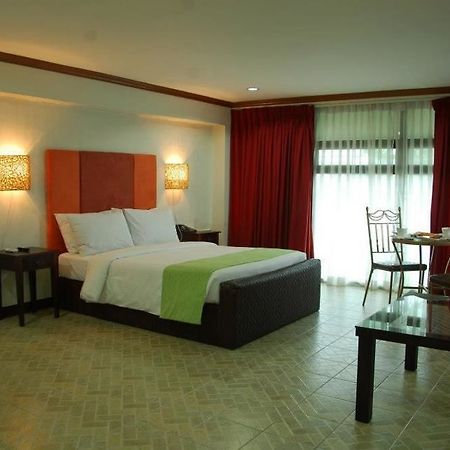 Ecoland Suites & Inn Davao City Eksteriør billede